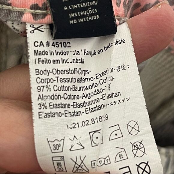 Maison Scotch Jean Shorts Size 25 Stripes Leopard Multicolor Casual - Picture 9 of 9